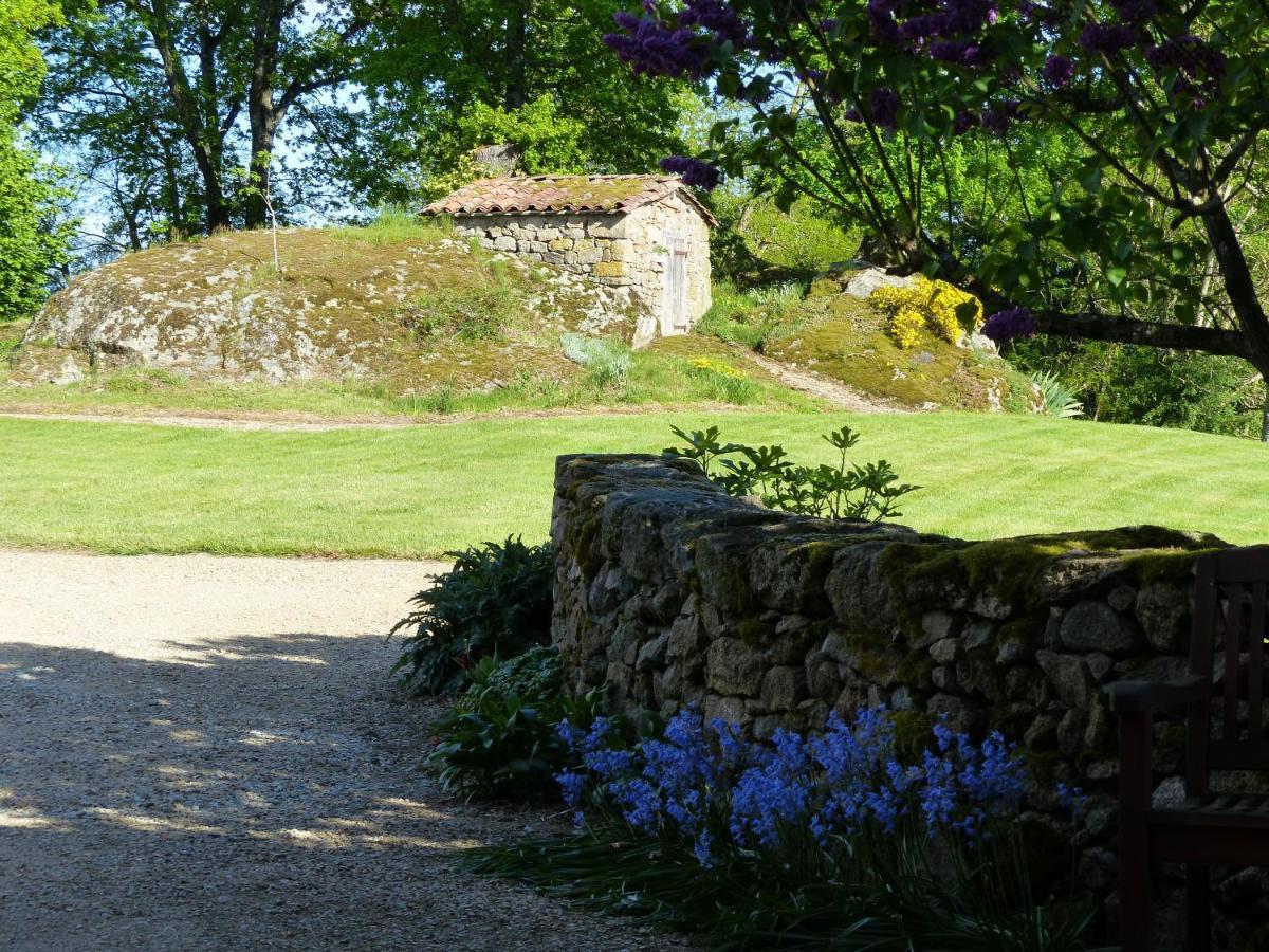 Gite Chez Tiane Saint-Flour-L'Etang Eksteriør billede