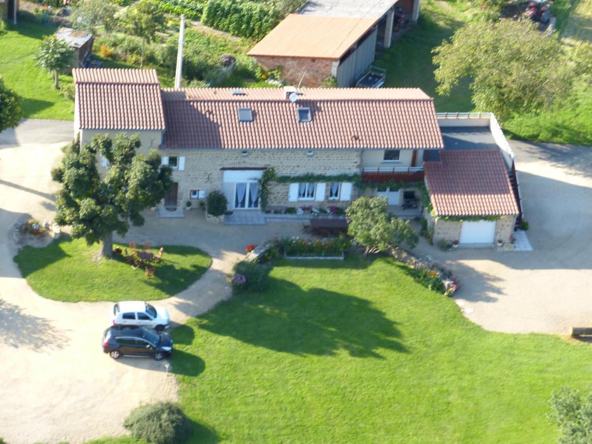 Gite Chez Tiane Saint-Flour-L'Etang Eksteriør billede