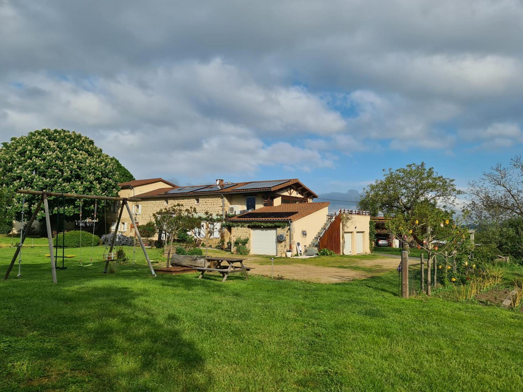 Gite Chez Tiane Saint-Flour-L'Etang Eksteriør billede